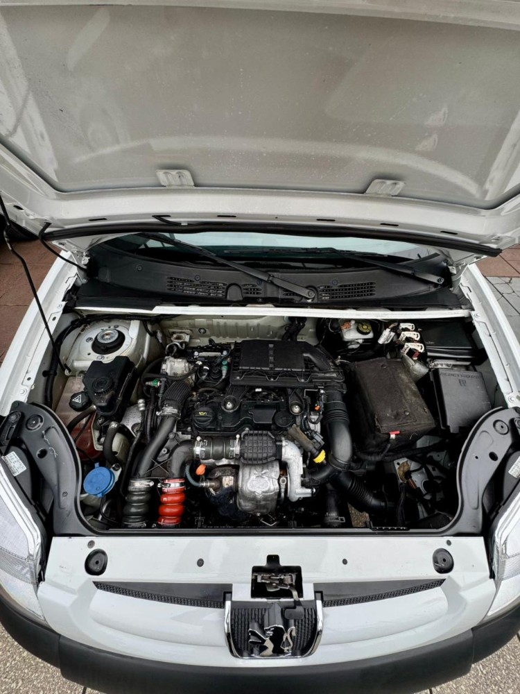 Peugeot Partner Furgón — foto 10